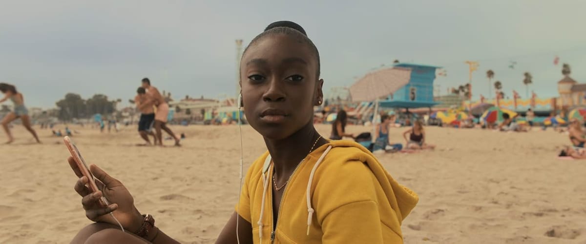 Featured Friday: Beach (Movie) Reads